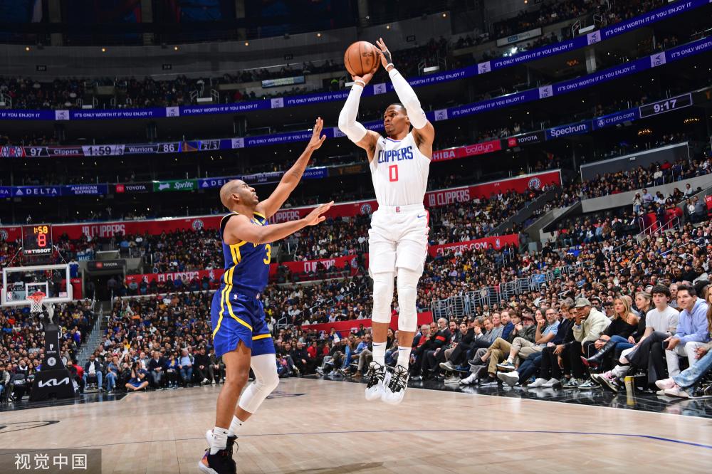 比赛中占据 比赛中占据