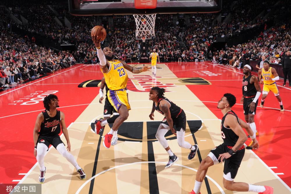 场硬碰硬的 场硬碰硬的