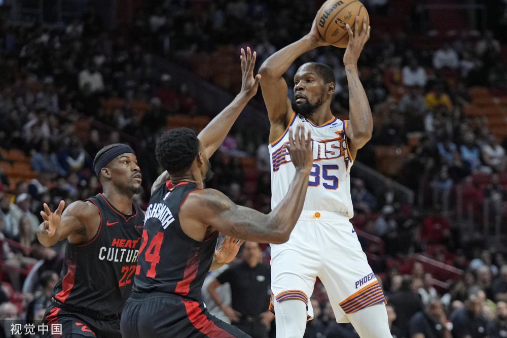 察到国足在 察到国足在