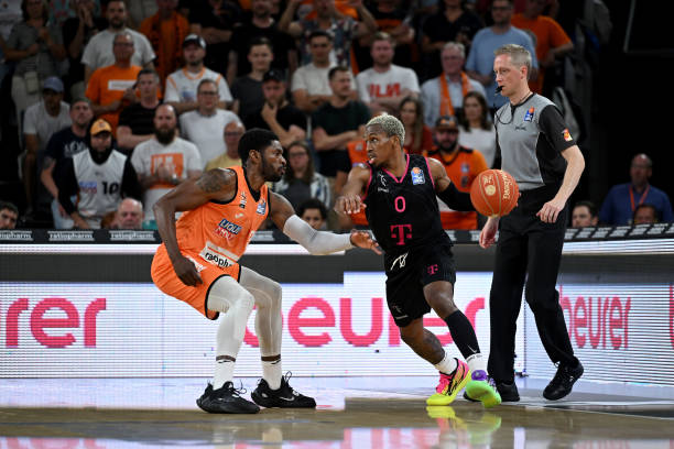 对于他而言 对于他而言