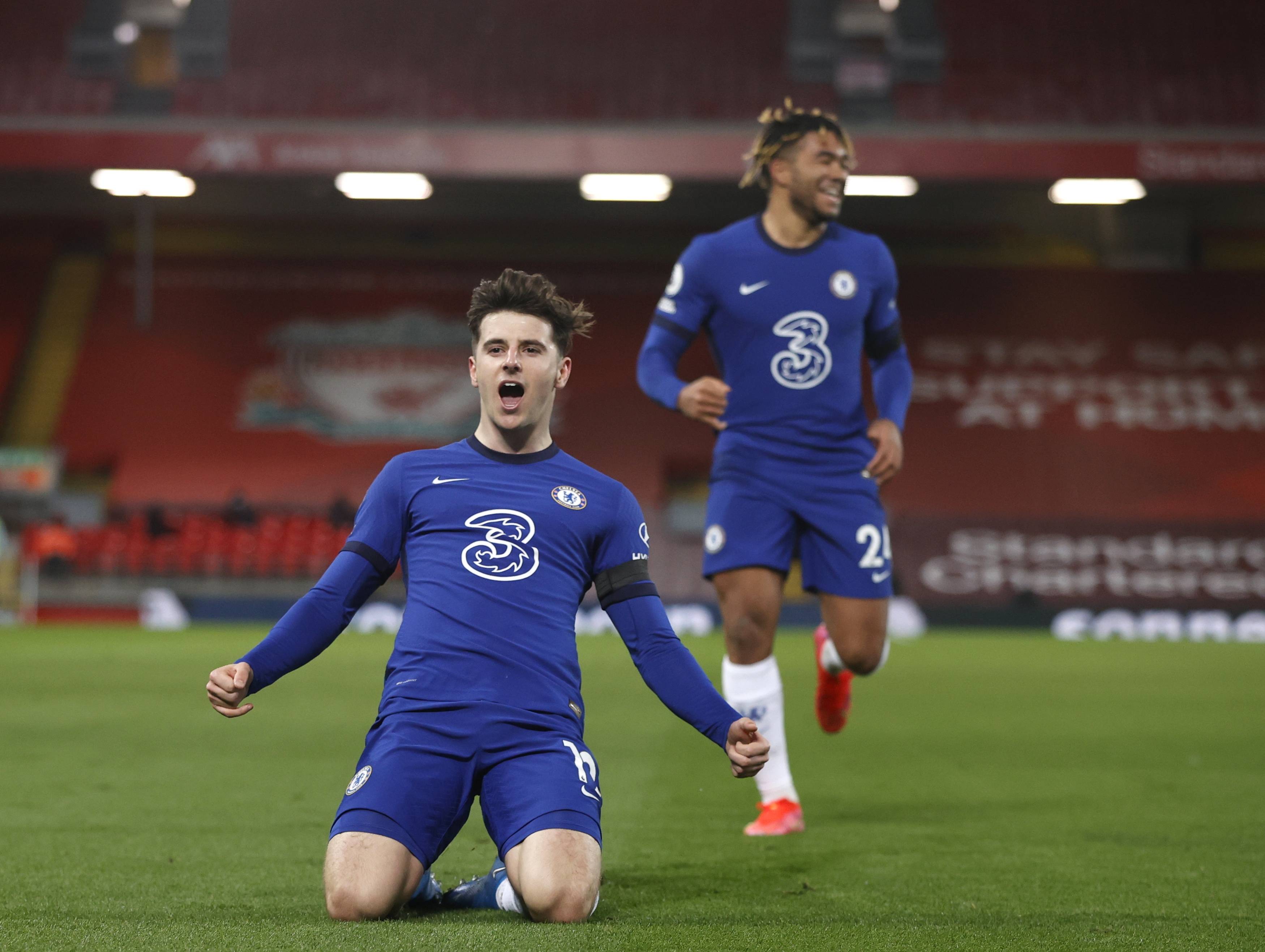 与此同时 与此同时